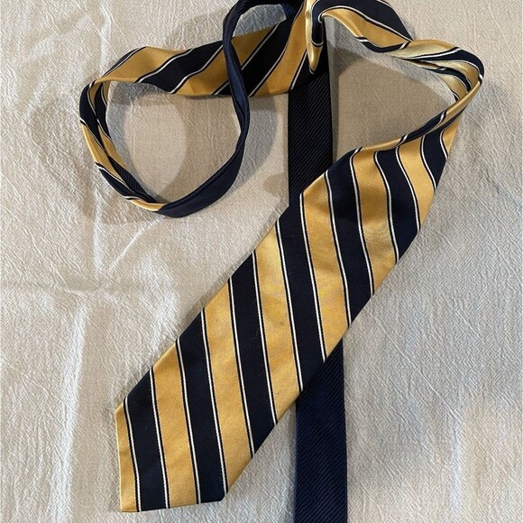 90s Vintage Tommy Hilfiger Silk TieTwo-Toned Yellow Blue Stripes Ivy Prep 57" - Picture 1 of 9